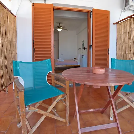 Hotell Konstantinos Votsi (Alonnisos)