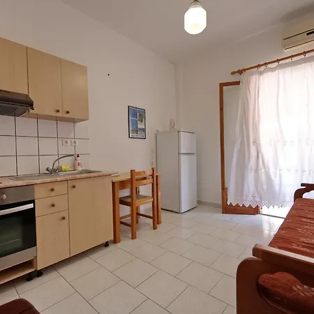 Konstantinos Hotell *